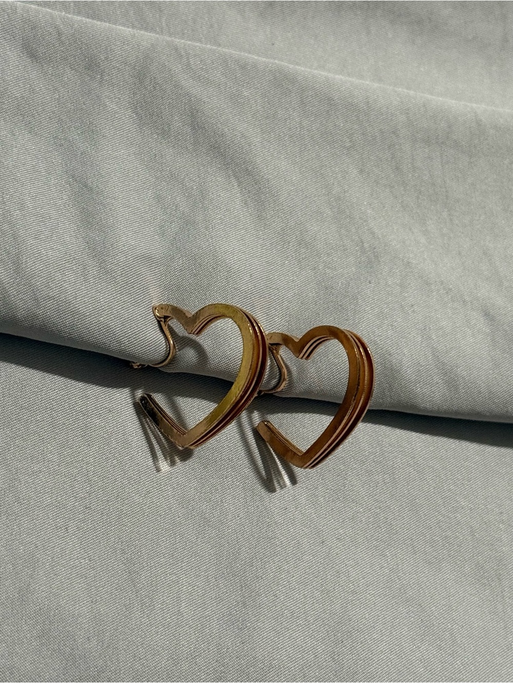 Gold tone Heart Hoop Clip-on Earrings - Women Accessories
